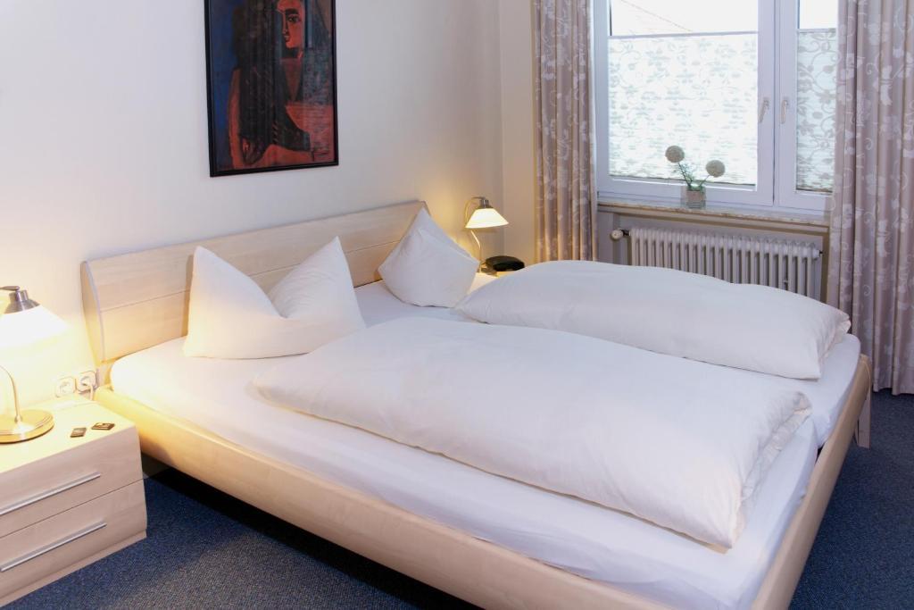 Hotel Ostfriesland Garni Norden Værelse billede